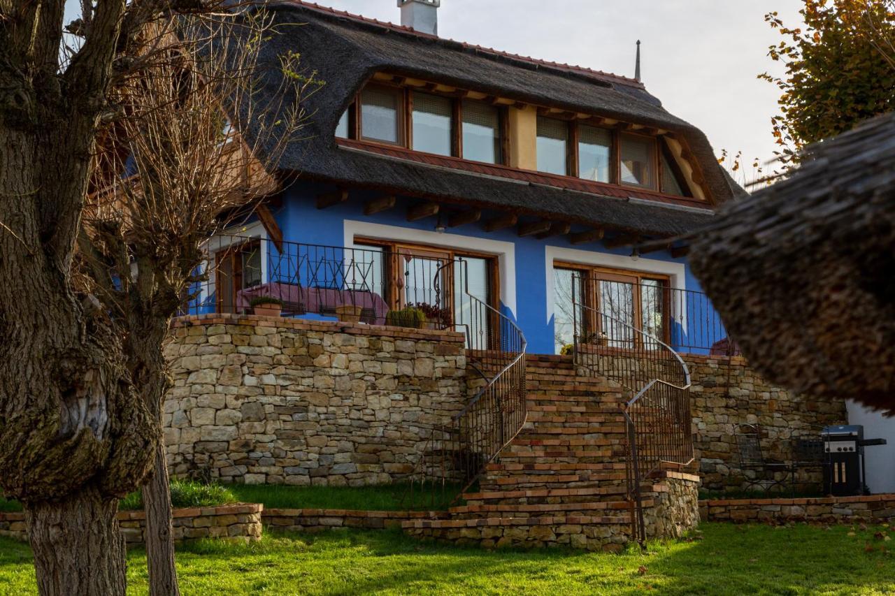 Casele Cu Stuf B&B Haus Ulrike Szelicse Kültér fotó