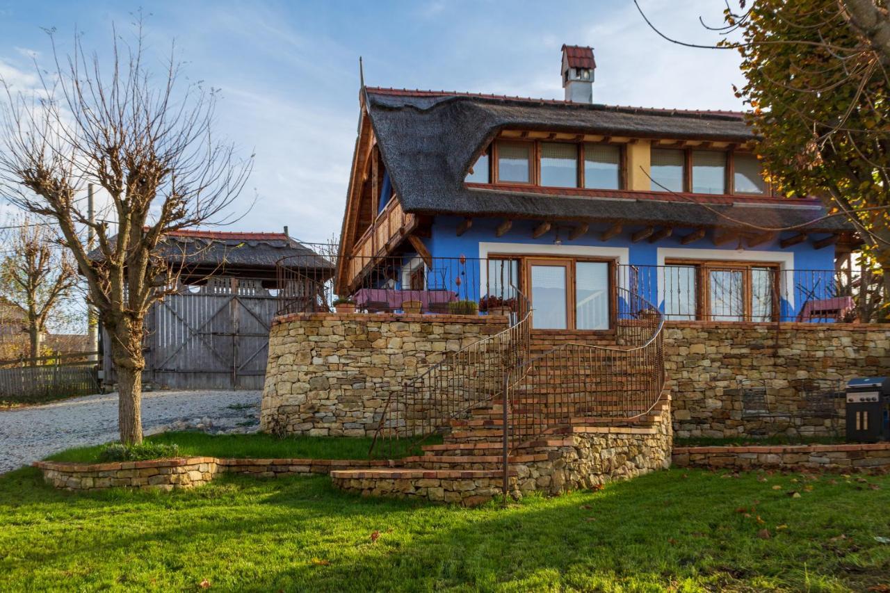 Casele Cu Stuf B&B Haus Ulrike Szelicse Kültér fotó